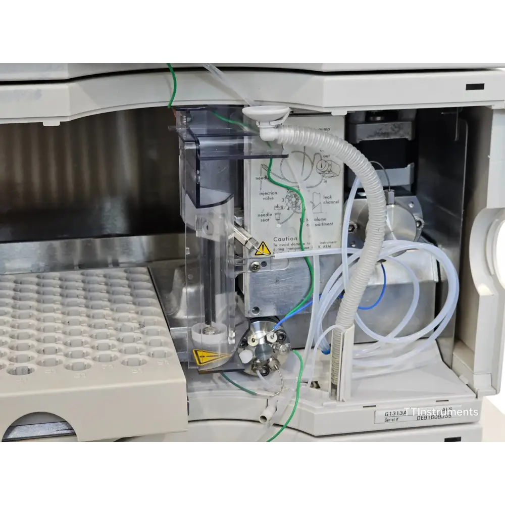 Agilent 1100 Series HPLC system angled three-quarter view showing all module fronts