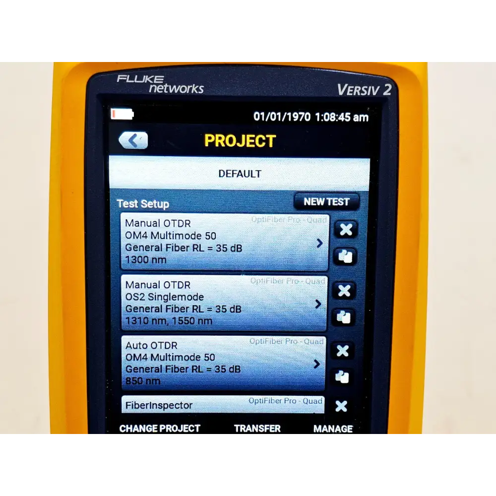 Full accessory set supplied with Fluke Versiv 2 OptiFiber Pro QUAD OTDR including cables and adaptors