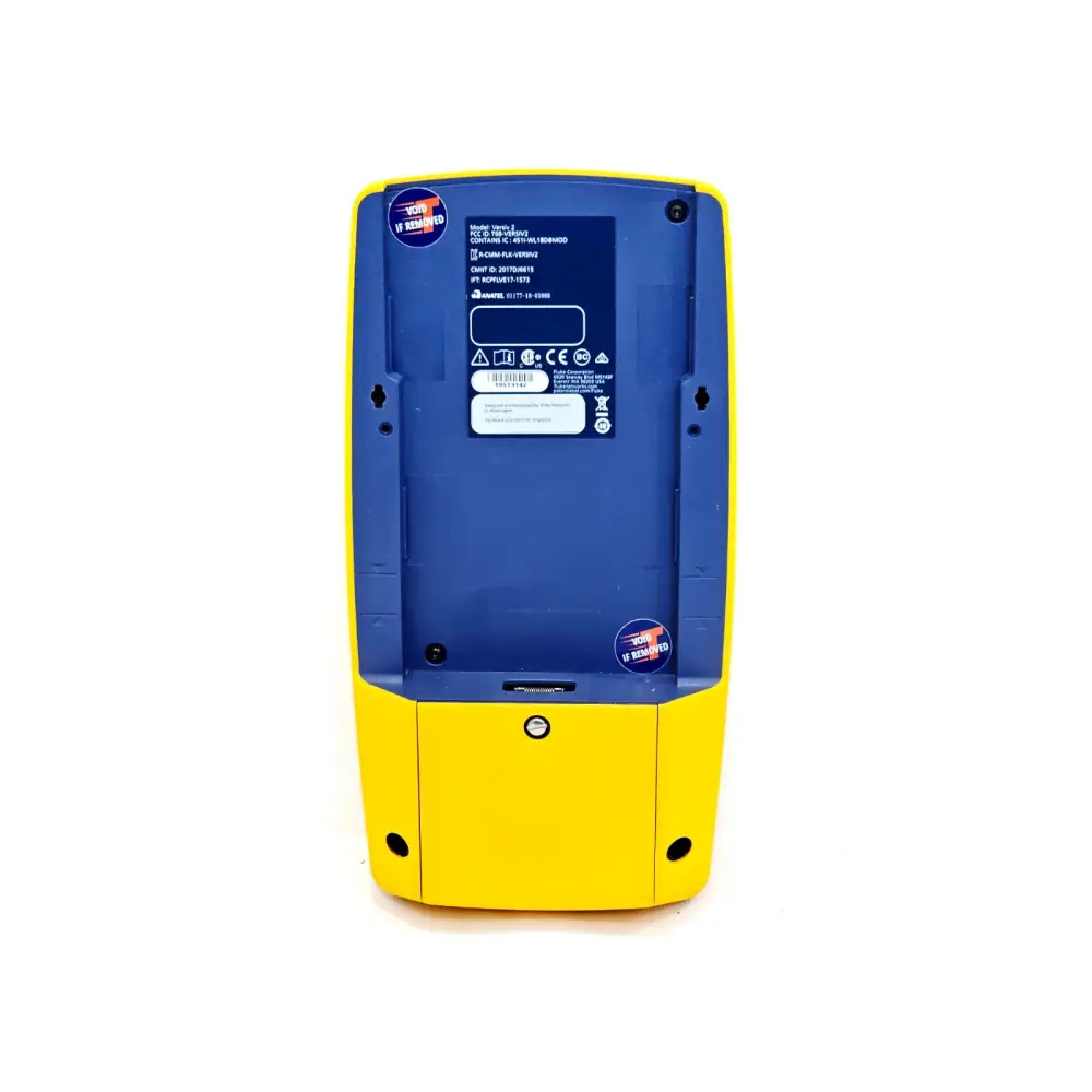 FiberInspector Pro video probe with interchangeable tips supplied with the Fluke OptiFiber Pro QUAD kit