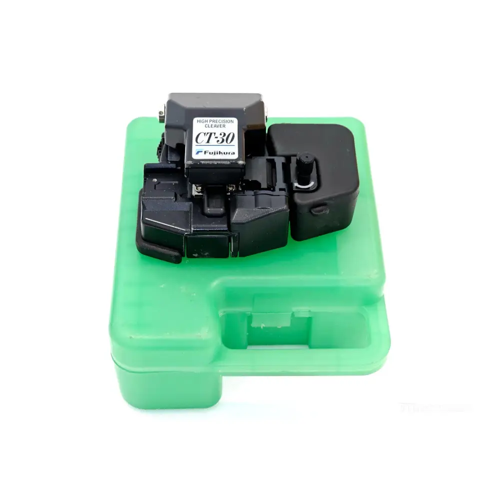 Fujikura FSM-18R hard carrying transit case open showing foam-lined interior with splicer and accessories