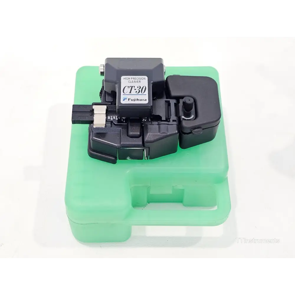 Fujikura CT-30 fibre cleaver with AD30A guide plate and BTR-09 battery pack accessories
