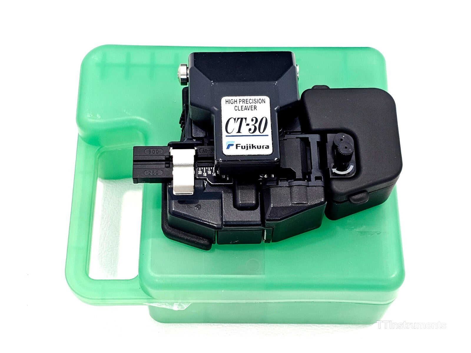 Calibrated Fujikura 70S Core Alignment Fusion Splicer + CT-30 Cleaver ARC 10034