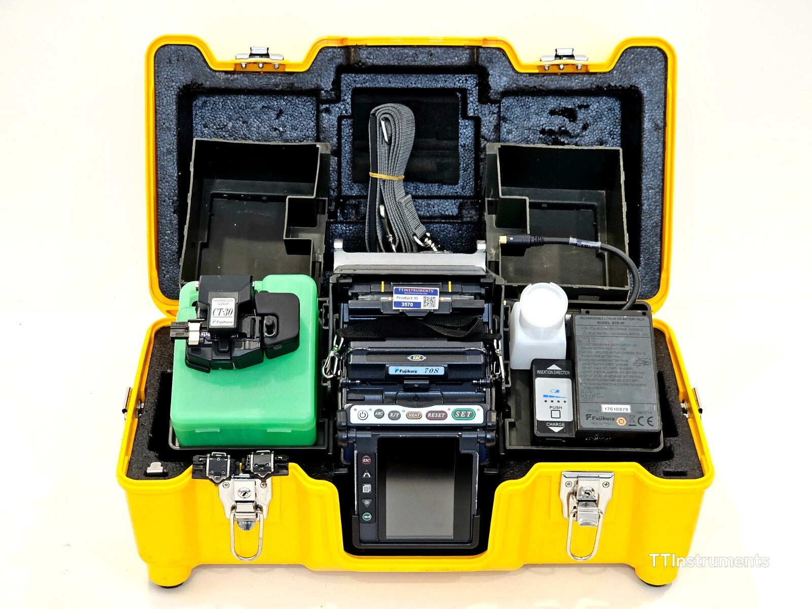 Calibrated Fujikura 70S Core Alignment Fusion Splicer + CT-30 Cleaver ARC 10318
