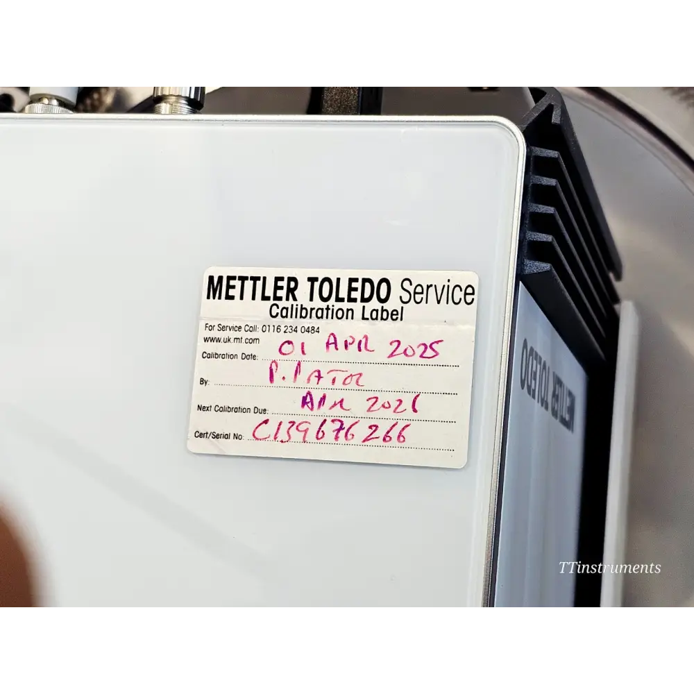 Mettler Toledo XPR226DRQ complete balance system laid out with all included accessories
