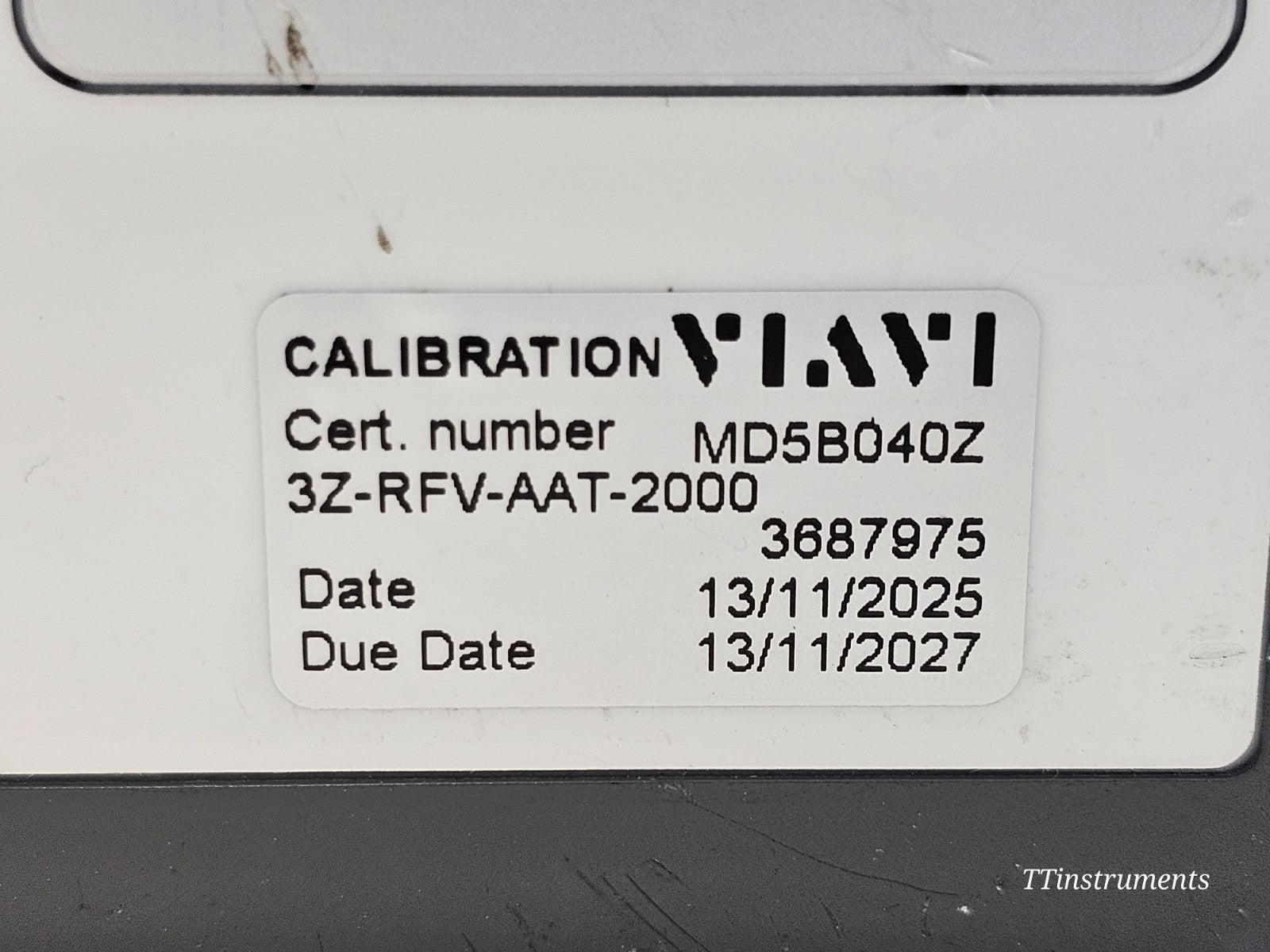 Viavi RFV-2000 antenna alignment tool showing dual-frequency GNSS connectivity status on screen