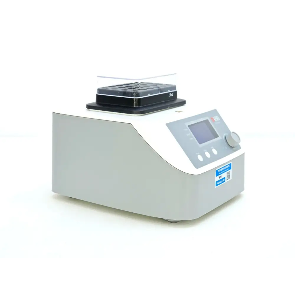 DLAB HC110-Pro 5032102100 digital dry bath incubator, top view showing interchangeable block and lid