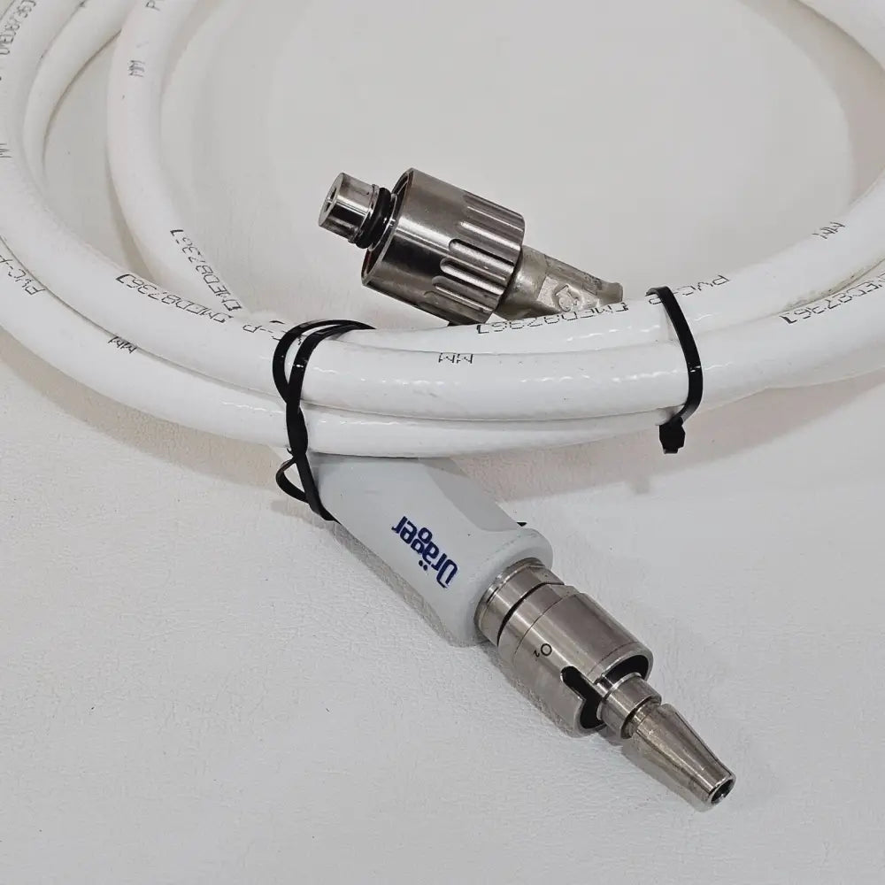 Dräger Oxylog 3000 ventilator right-side view showing gas inlet and connection ports