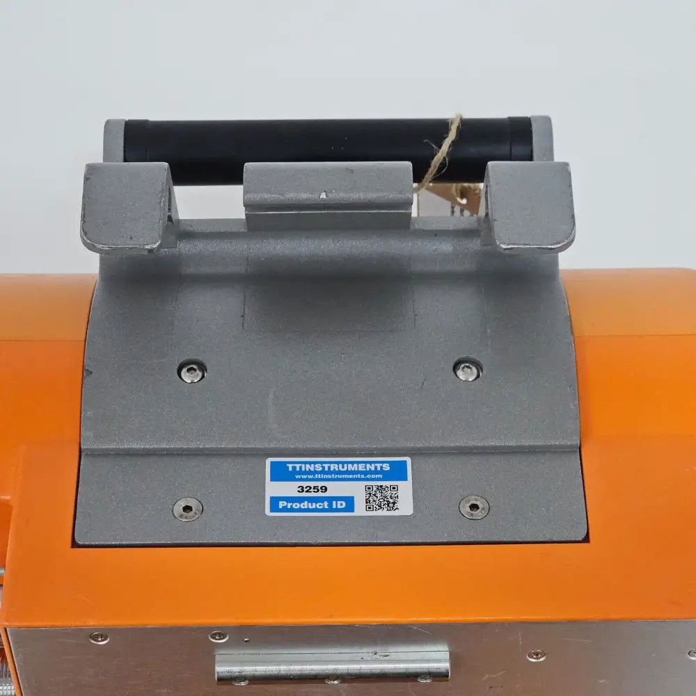 Dräger Oxylog 3000 unit serial plate and manufacturer label detail showing 2008 manufacture date