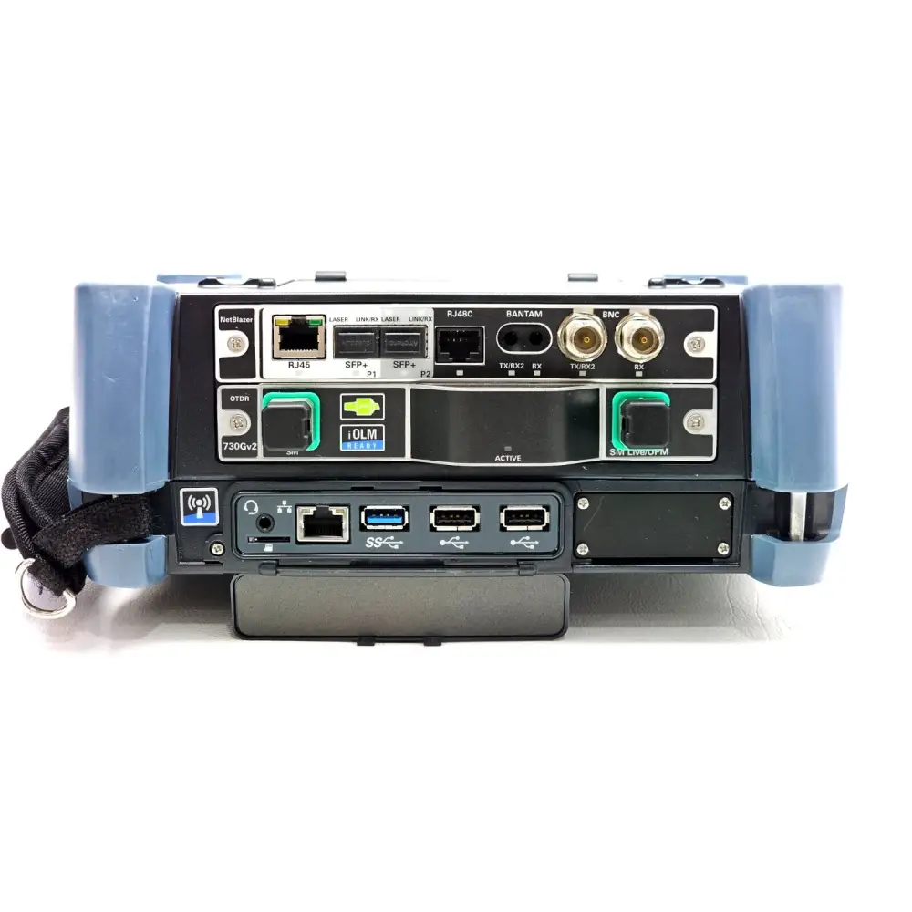 Close-up of APC-SC 1650 nm live fibre port on EXFO FTB-730Gv2-SM8-OPM module