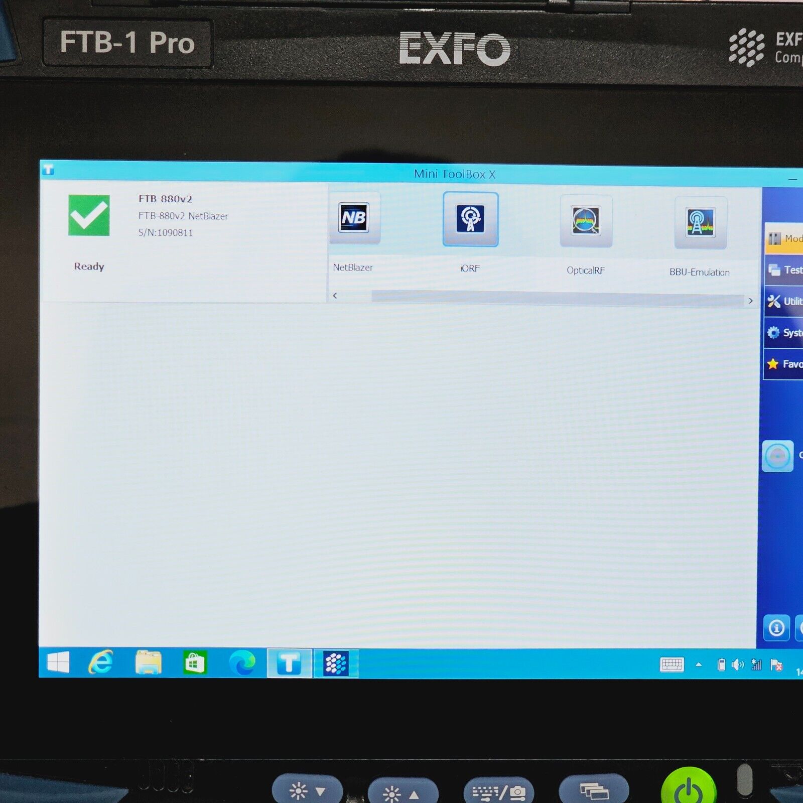 EXFO FTB-1 Pro complete kit with carry bag and accessories