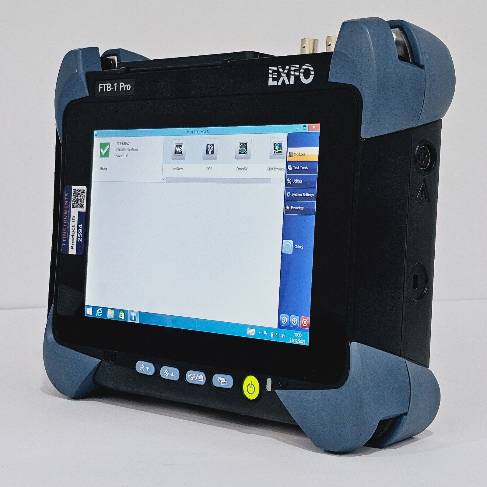 EXFO FTB-1 Pro w/ FTB-880v2 NetBlazer GigE Optical Electrical 1 Gigabit Ethernet