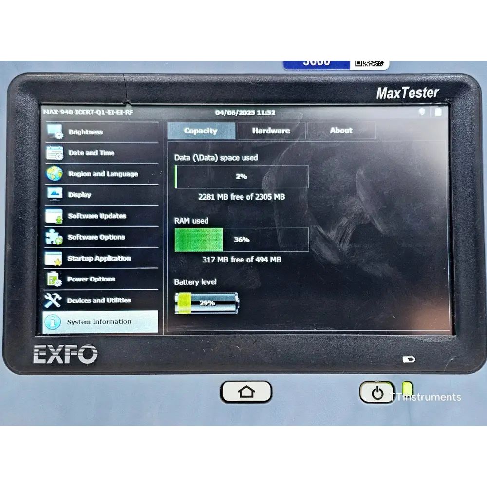 EXFO MAX-940 power adapter and reference cables included with the unit