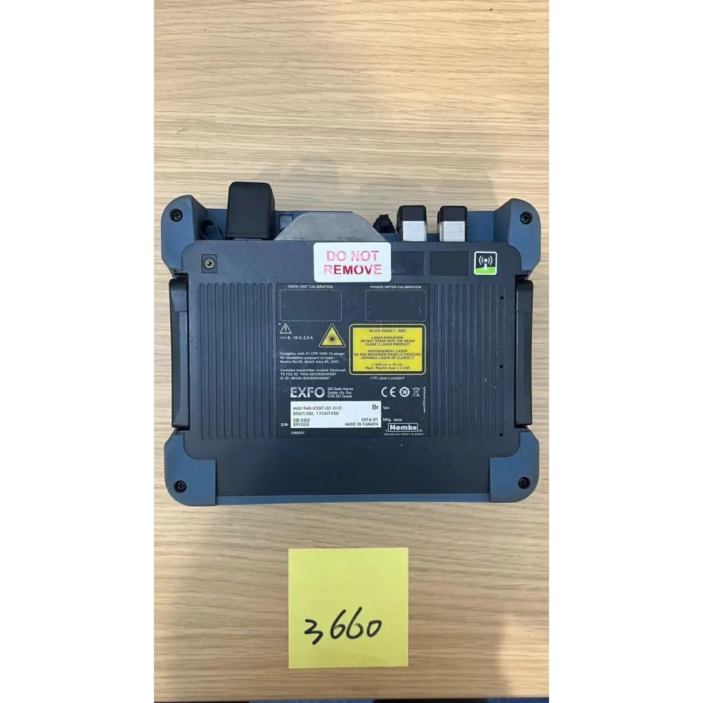 EXFO MAX-940 fiber certifier showing SC-PC connector ports and built-in power meter