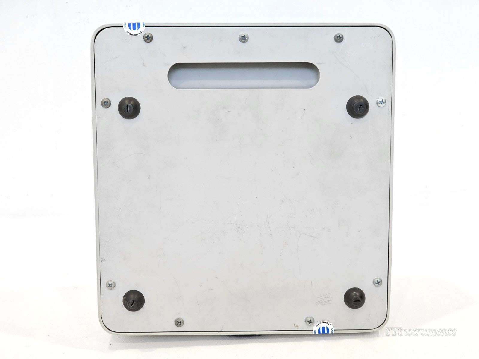 Fluke QED 6 bottom left corner showing small cosmetic dent