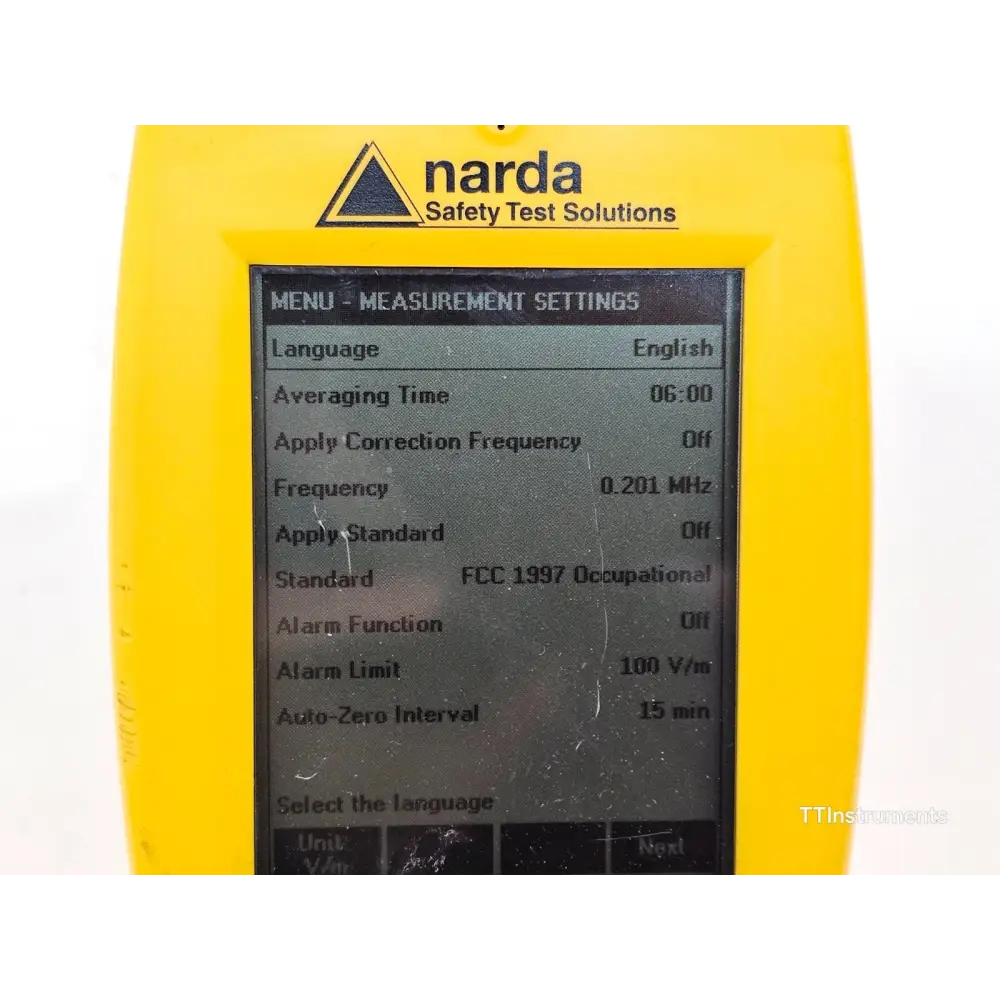 Narda NBM-550 probe connector and mainframe socket detail