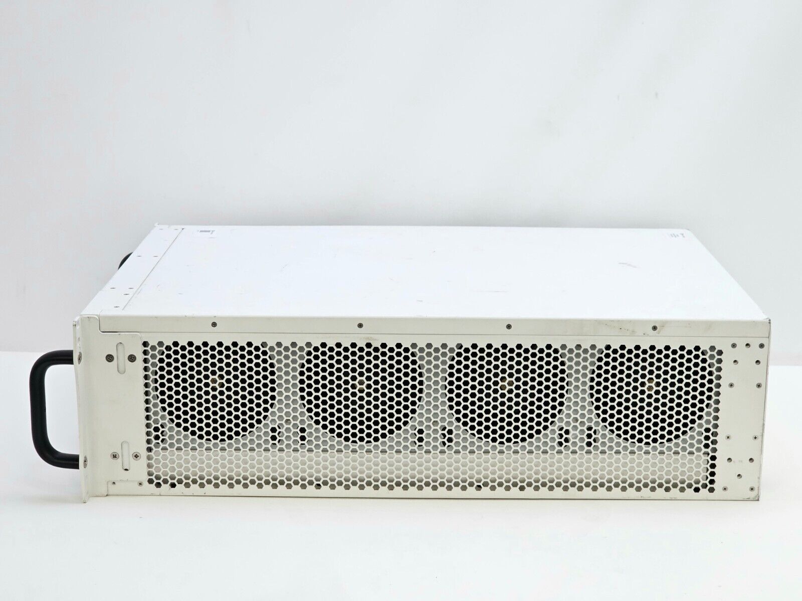 FOR PARTS / REPAIR Spirent SPT-N4U-220 2-Slot Chassis SPT N4U