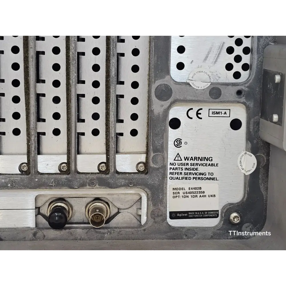 Agilent E4402B unit cosmetic condition detail for parts listing
