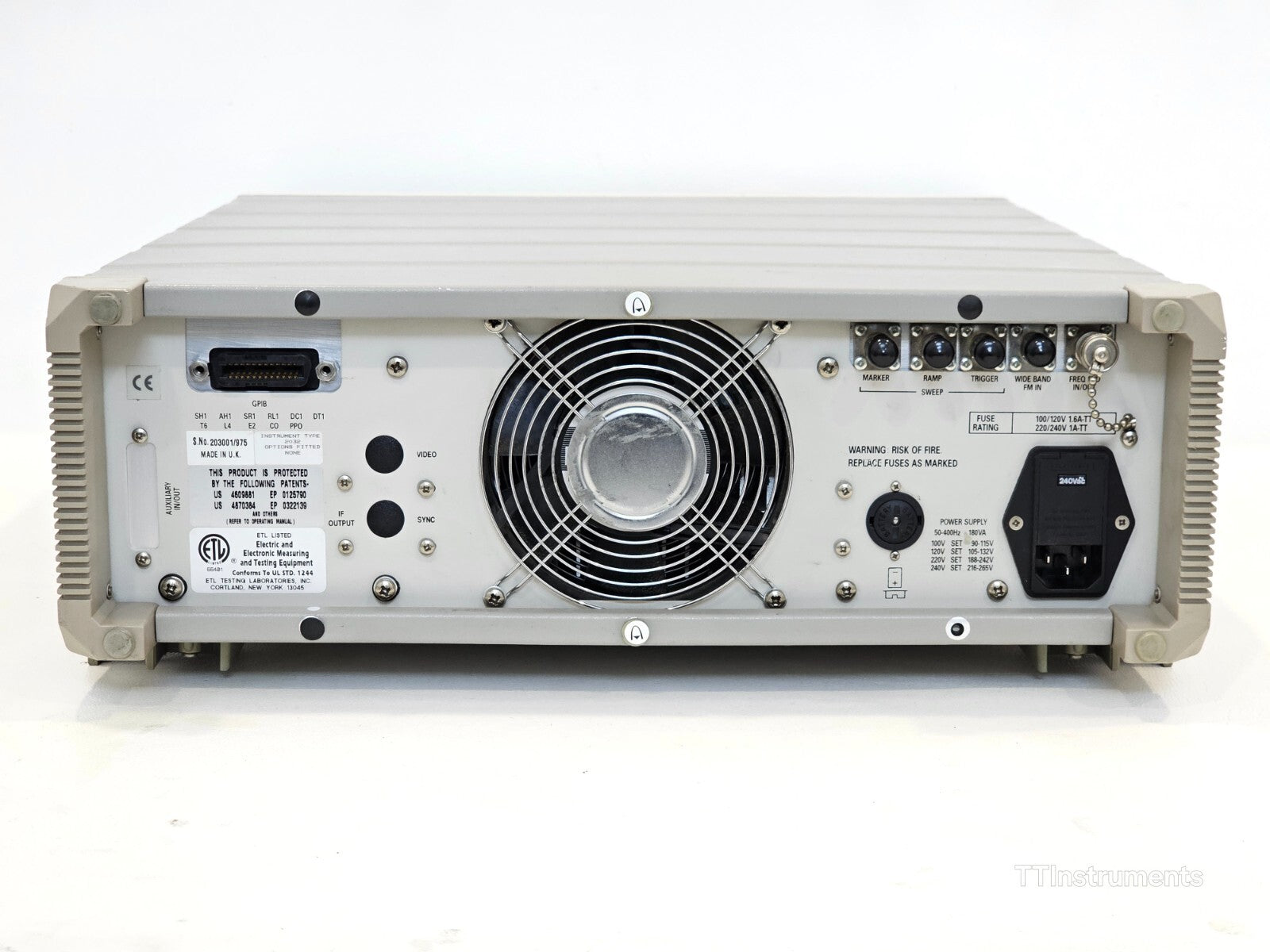 FOR REPAIR IFR 2032 10 kHz - 5.4 GHz Signal Generator