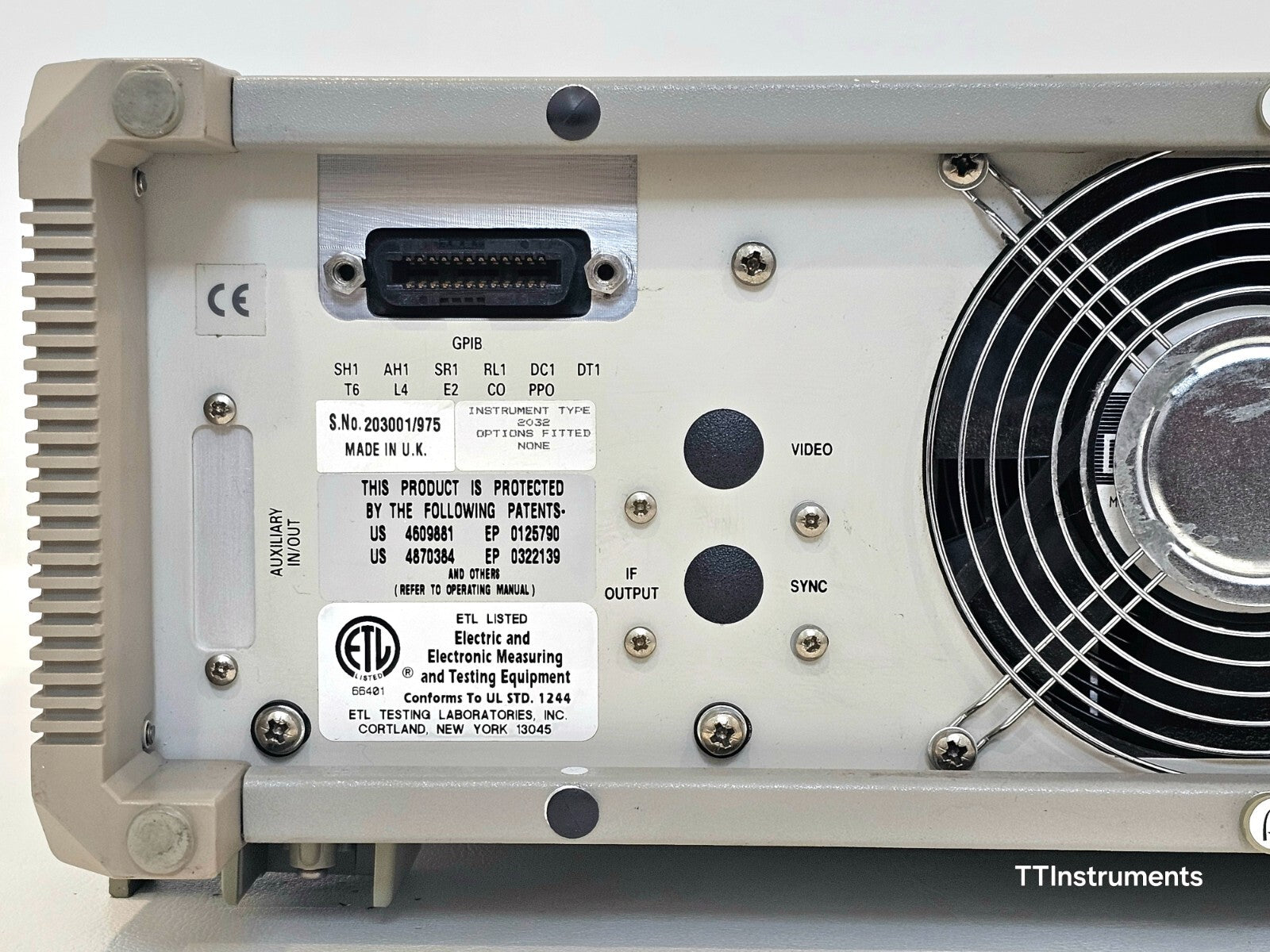 FOR REPAIR IFR 2032 10 kHz - 5.4 GHz Signal Generator
