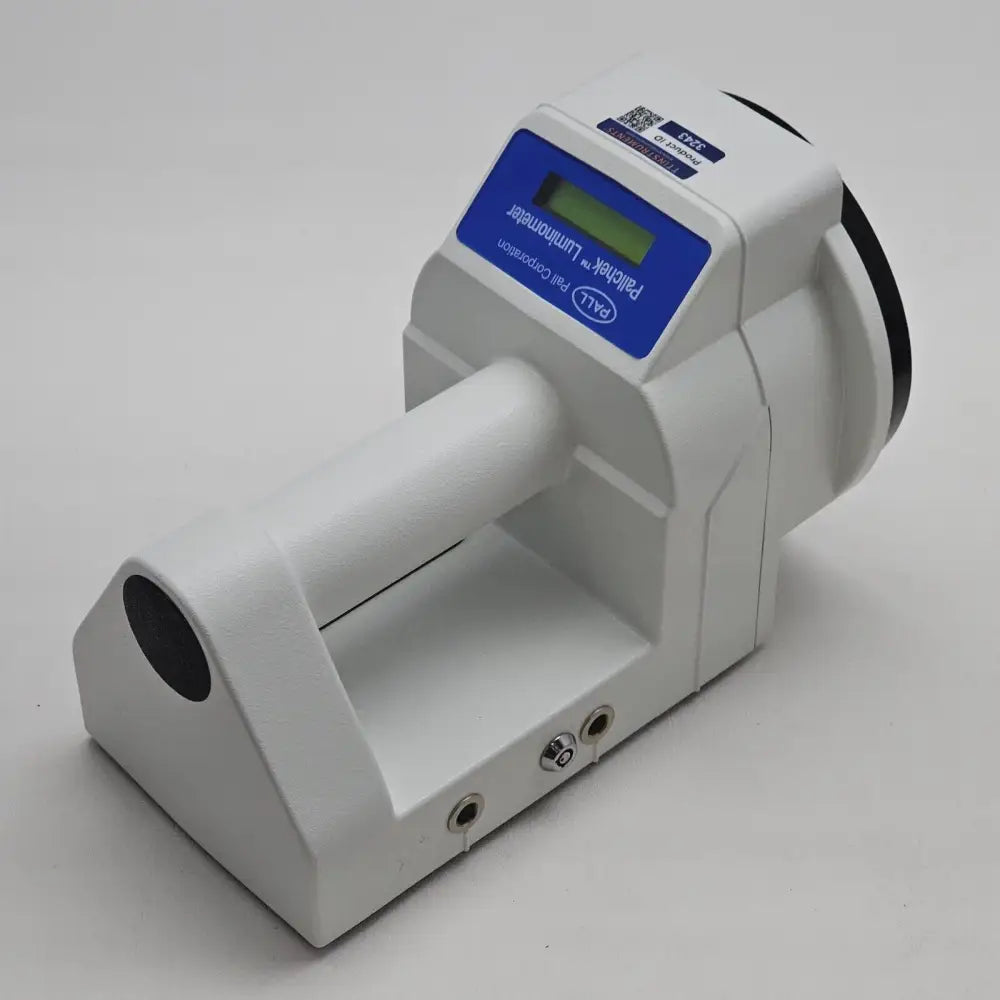 PALL Pallcheck Luminometer label showing model and serial number
