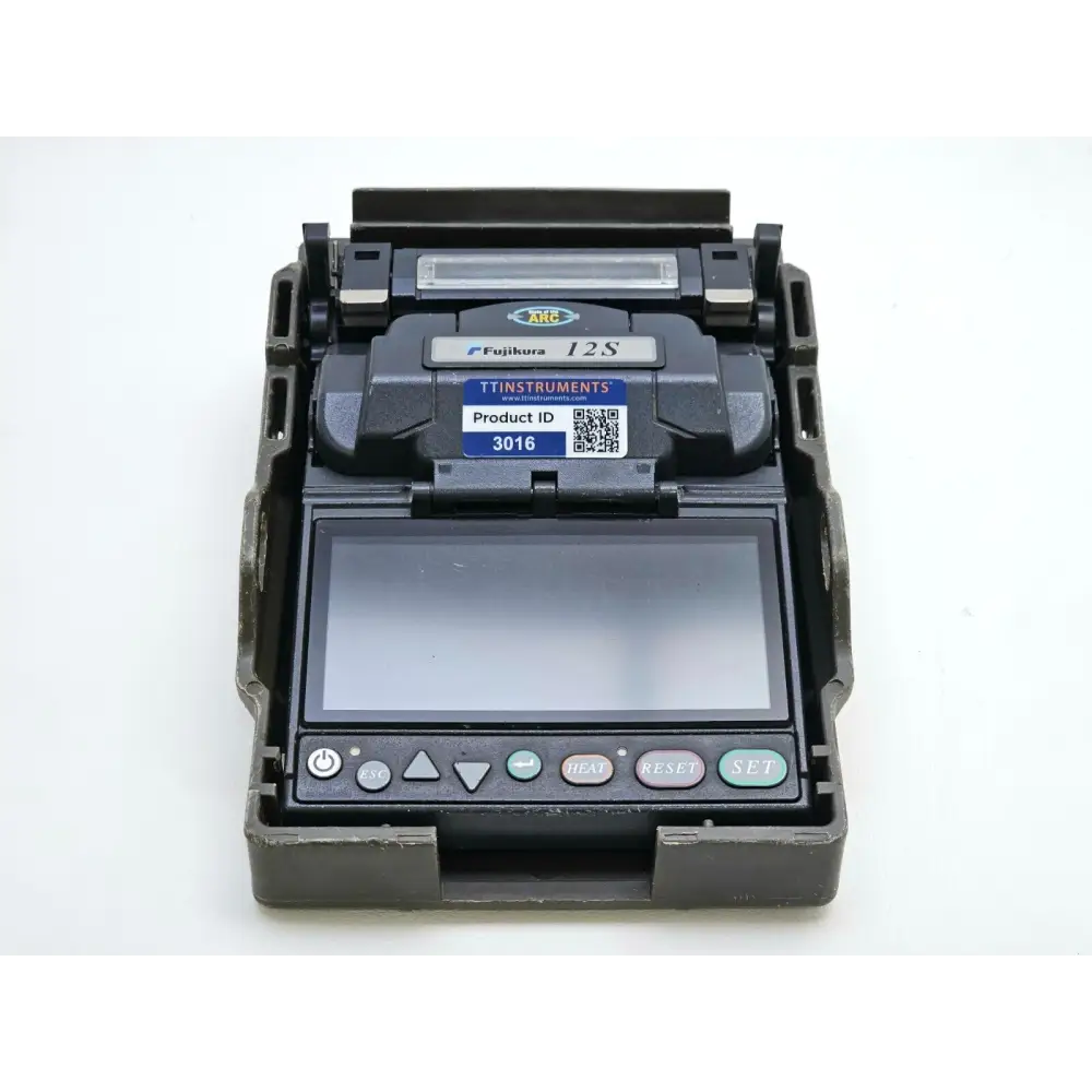 Fujikura 12S splicer top-down view showing electrode and splicing area