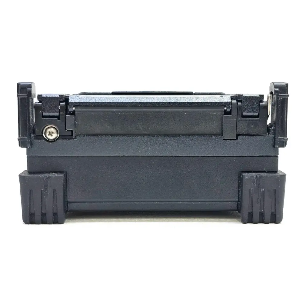 CT-06 fibre cleaver close-up showing blade and fibre channel detail