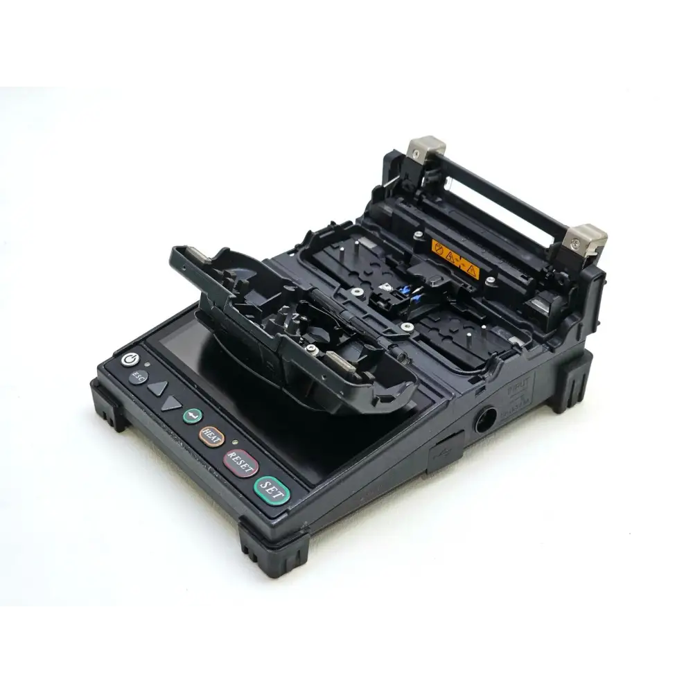 Fujikura CT-06 high precision fibre cleaver with protective carry case