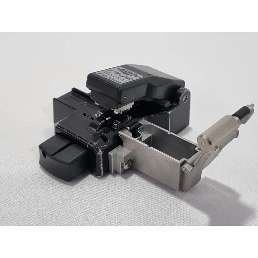 Fujikura FSM-12S splicer seated in carry case foam insert with accessories