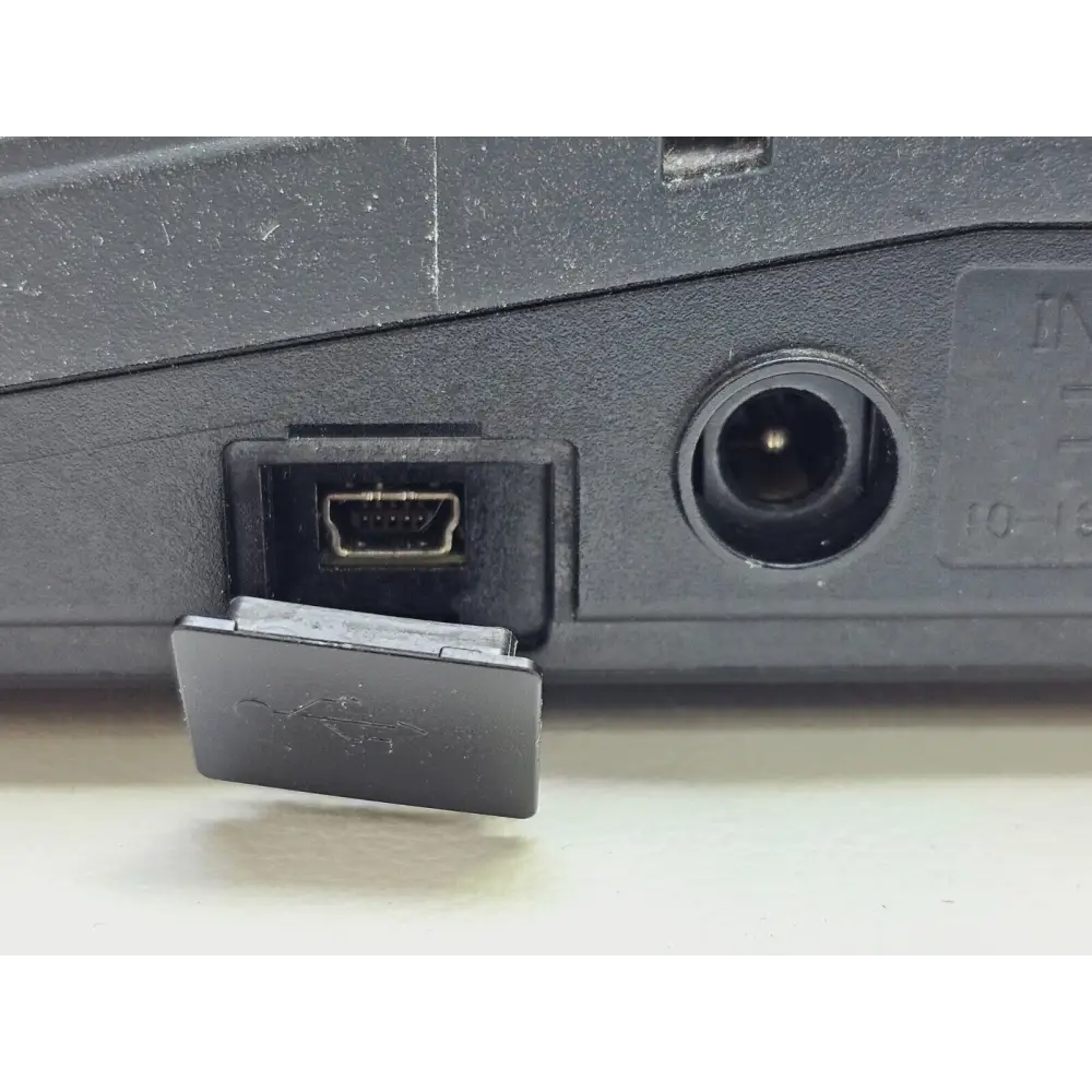 FH-60-250 and FH-60-900 fibre holder sets included with Fujikura 12S splicer