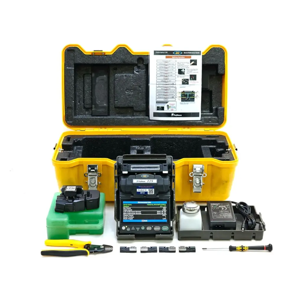Fujikura 12S SM MM fibre fusion splicer front view with 4.5 inch TFT colour LCD display