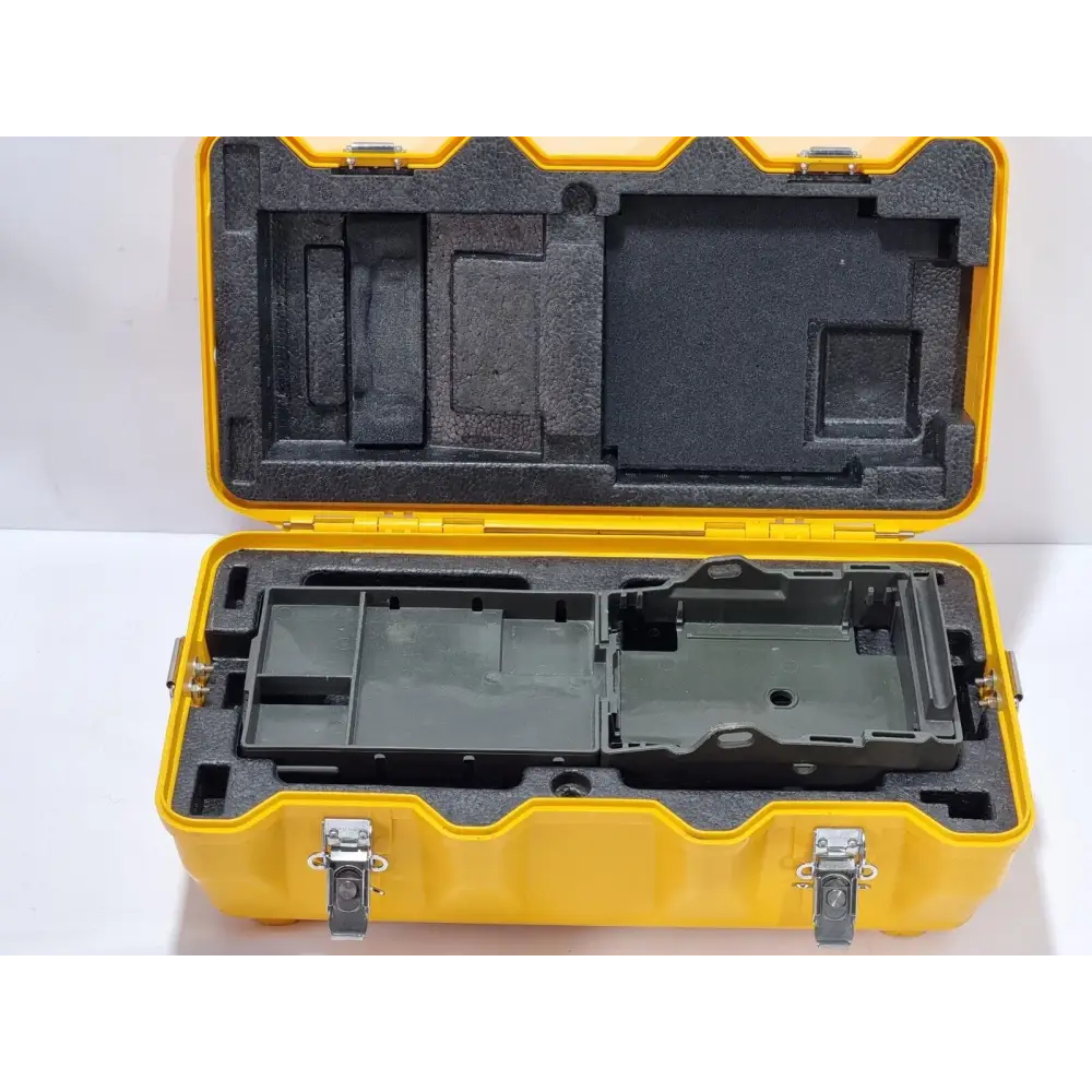 Fujikura FSM-12S complete kit including splicer, CT-30 cleaver, case and accessories