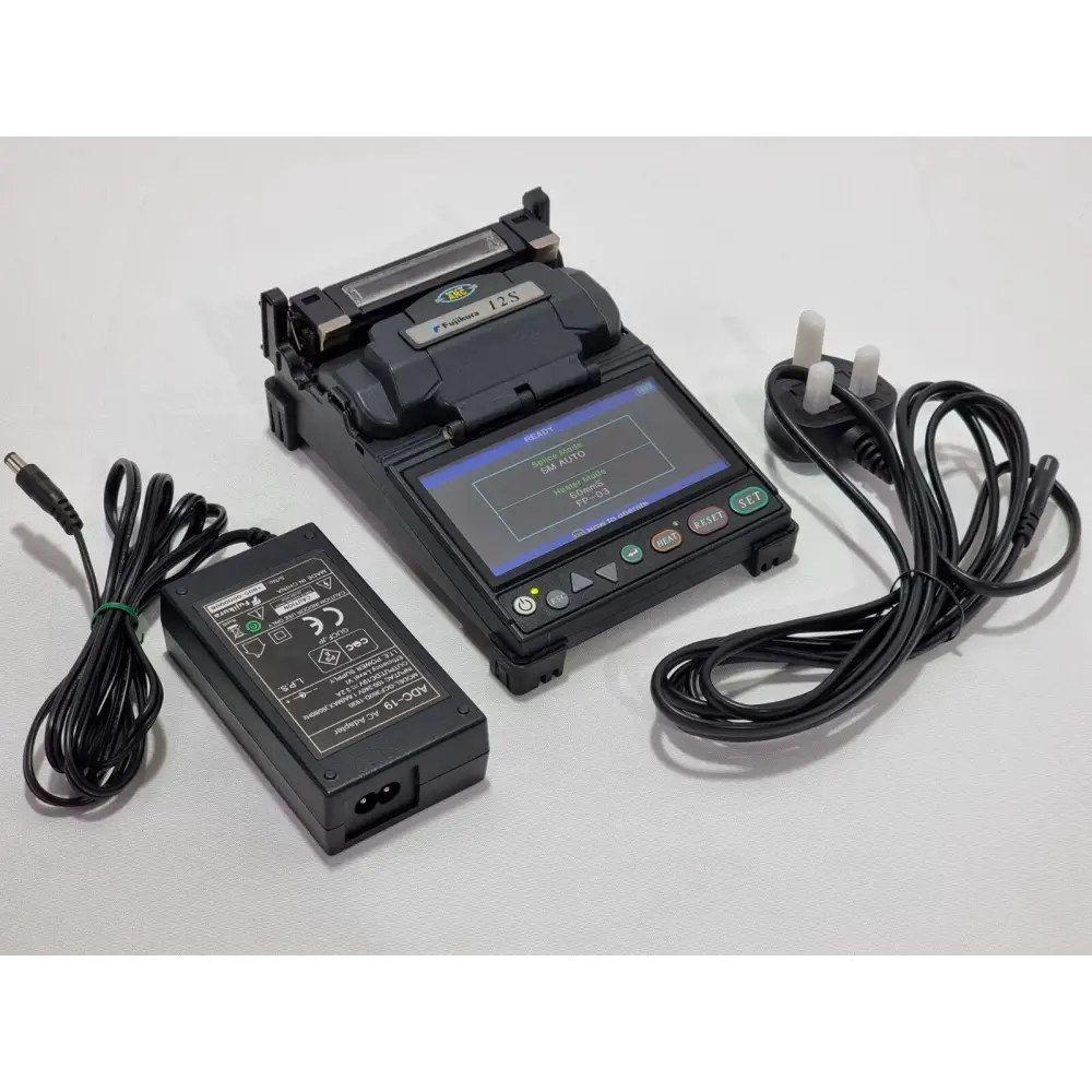 Sumitomo Type-201e-VS fixed V-groove fusion splicer front view with lid open
