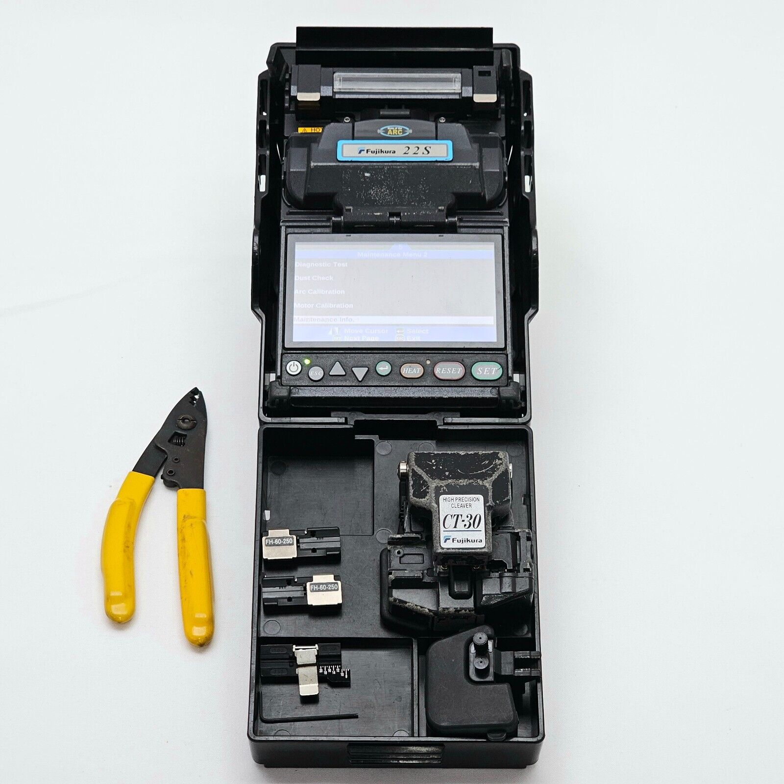 Full contents of Fujikura 22S sale including splicer, cleaver, and accessories