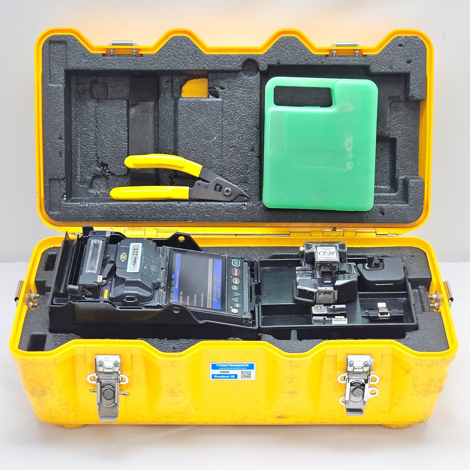 Fujikura 22S fusion splicer angled three-quarter view showing overall condition