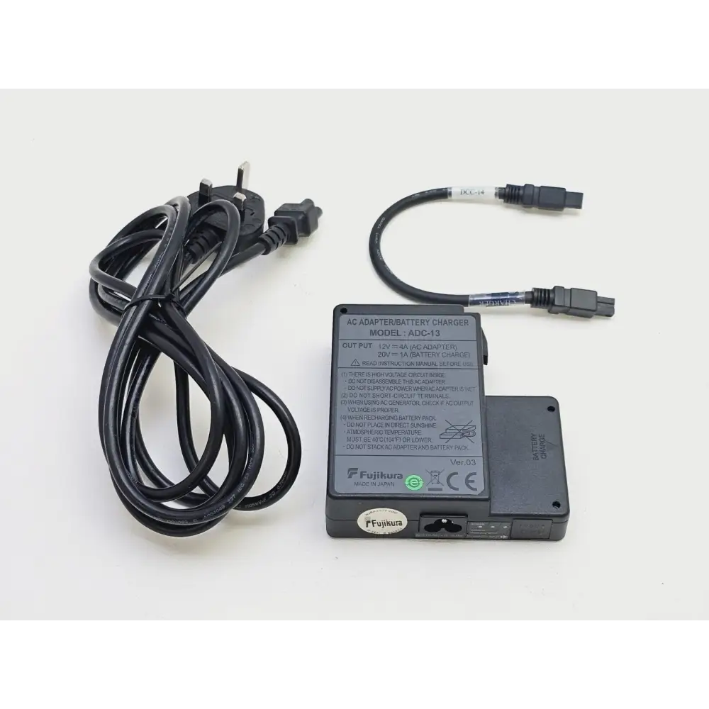 Fujikura FSM-18S splicer splicing chamber close-up with V-groove detail