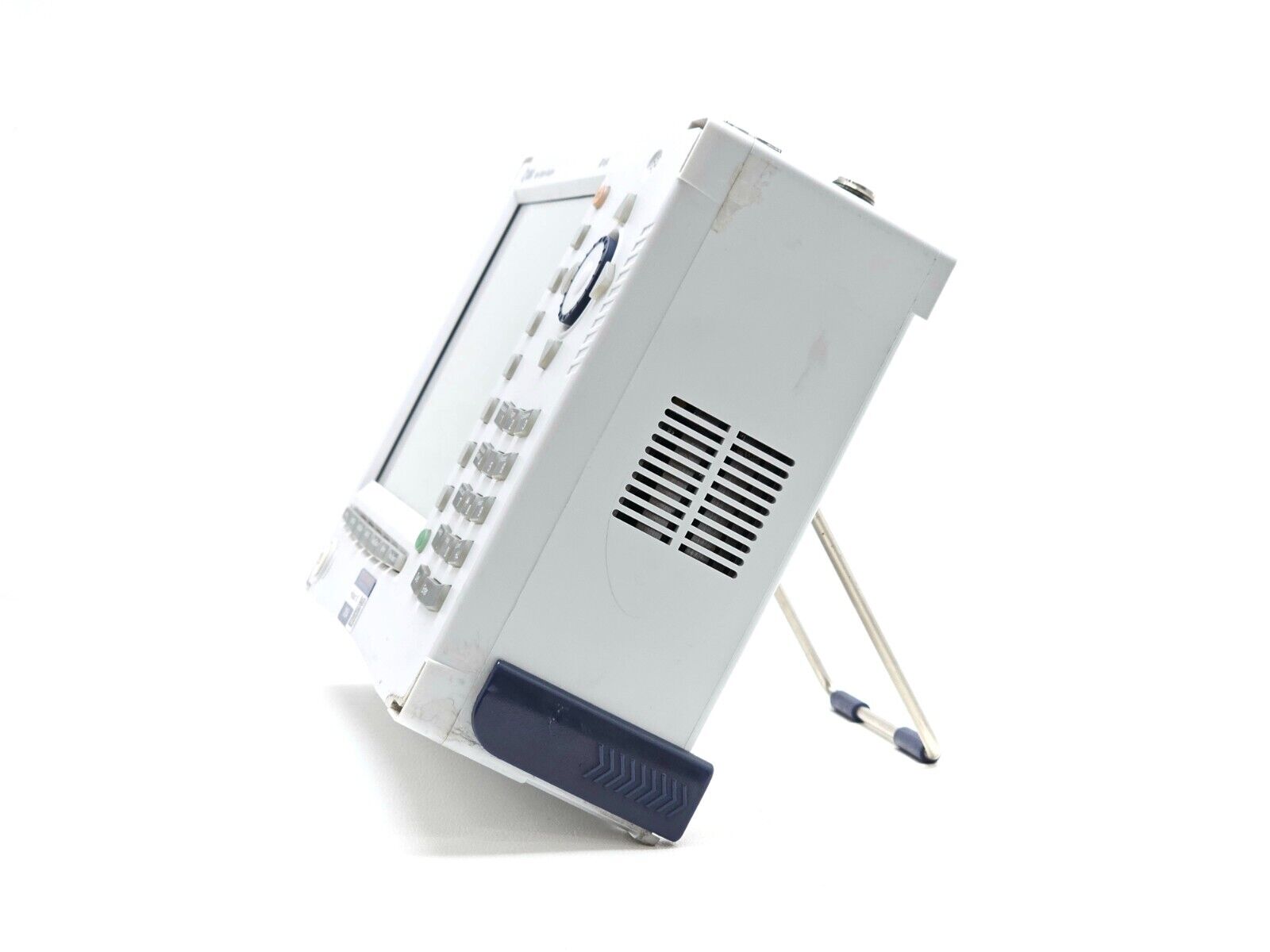 JDSU JD745A CellAdvisor Base Station Analyzer 4 GHz w/ Opt. 1/4/5/6/7 + Accessor