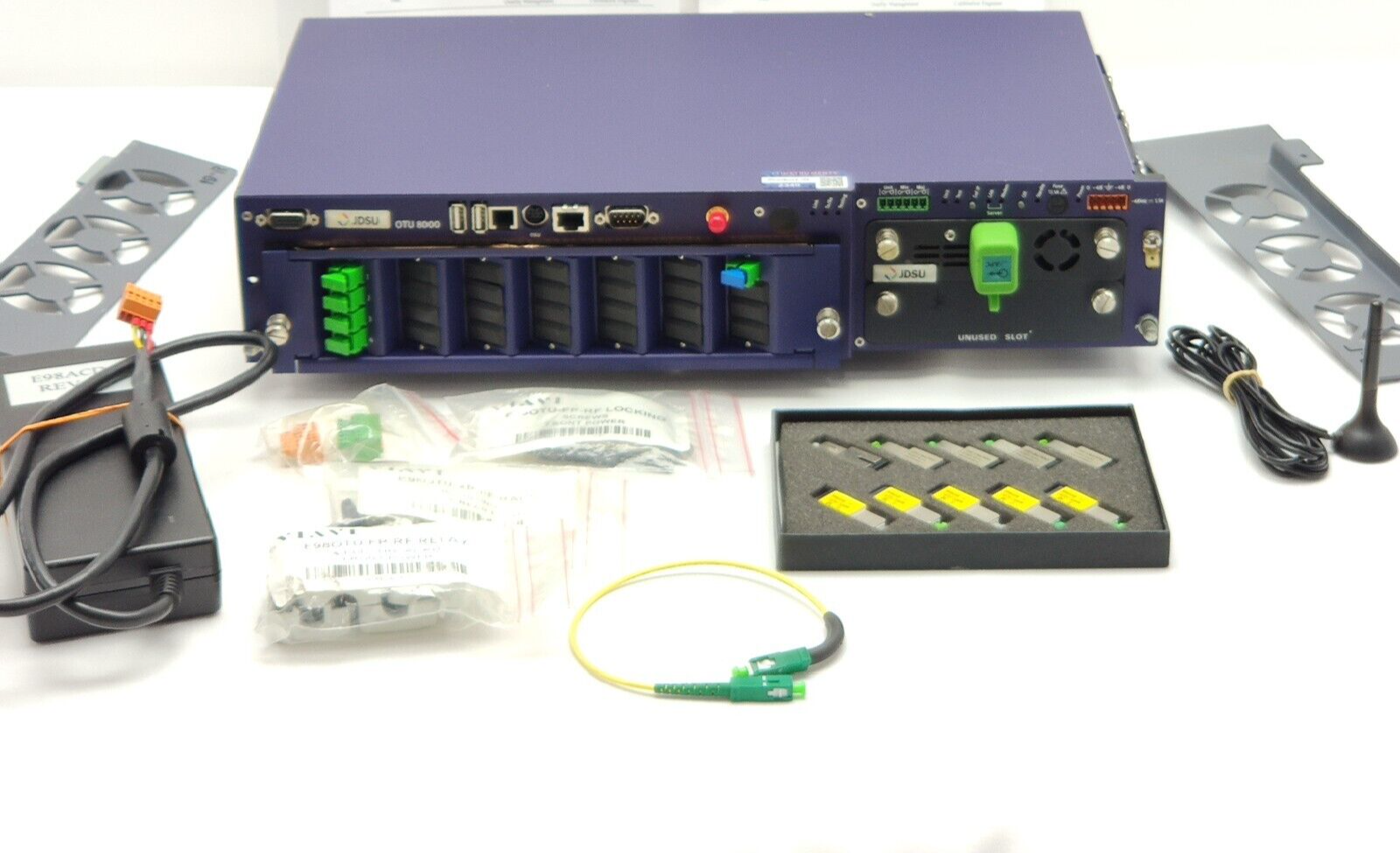 JDSU OTU 8000 w/ E98OS04 1x4 OS w/ E8118RLR65 1650 Filtered OTDR Module