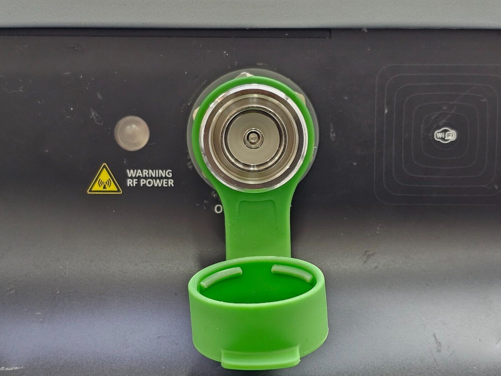 Kaelus iPA-0900A PIM Portable Passive Intermodulation Analyzer with Accessories