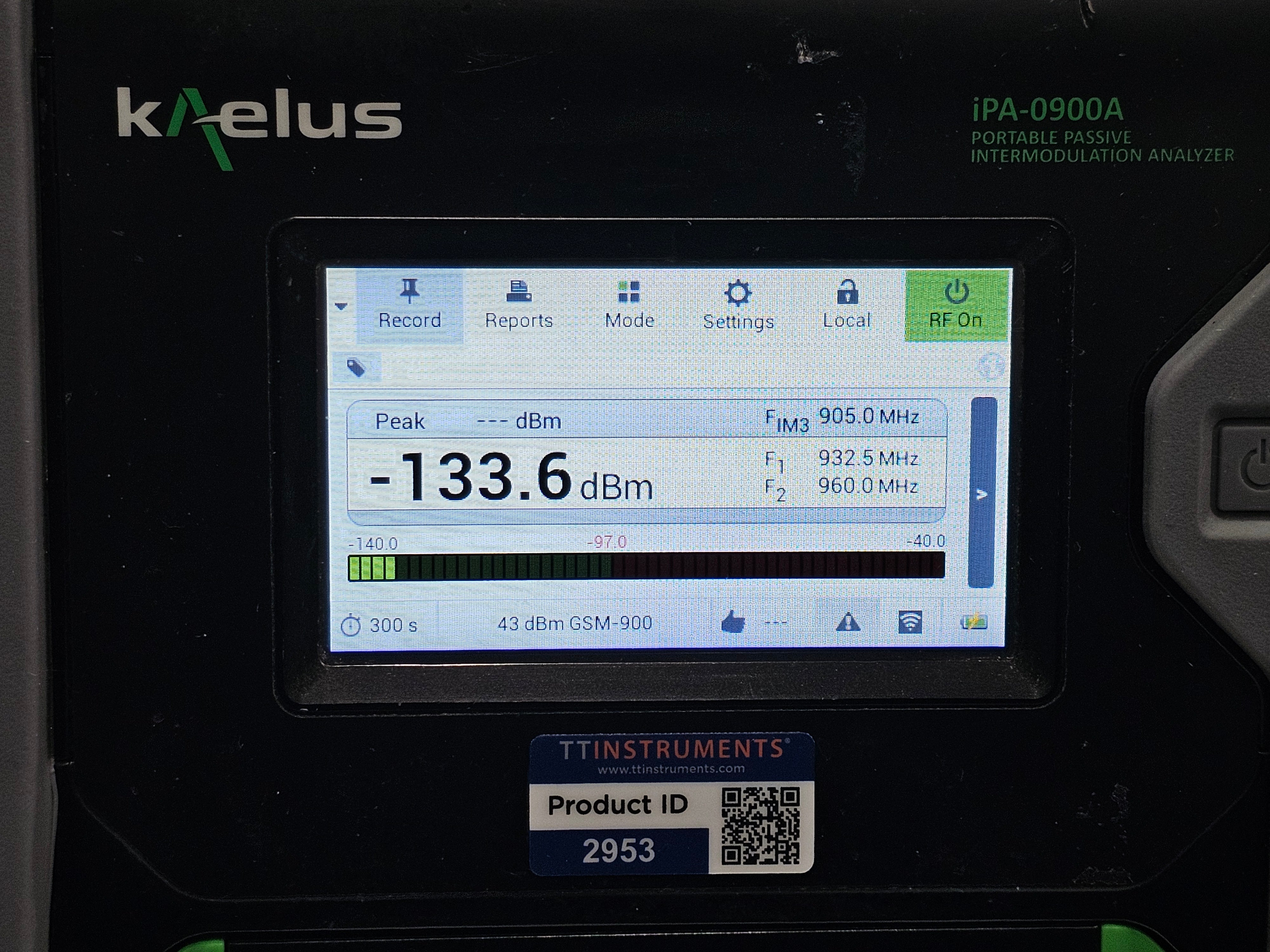 Kaelus iPA-0900A PIM Portable Passive Intermodulation Analyzer with Accessories