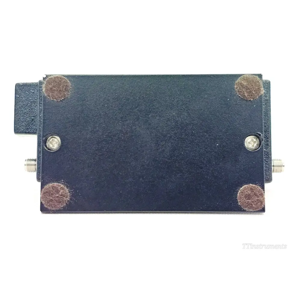 Keysight 84904L DC-40GHz programmable attenuator base/underside view showing four rubber feet and two fixing screws