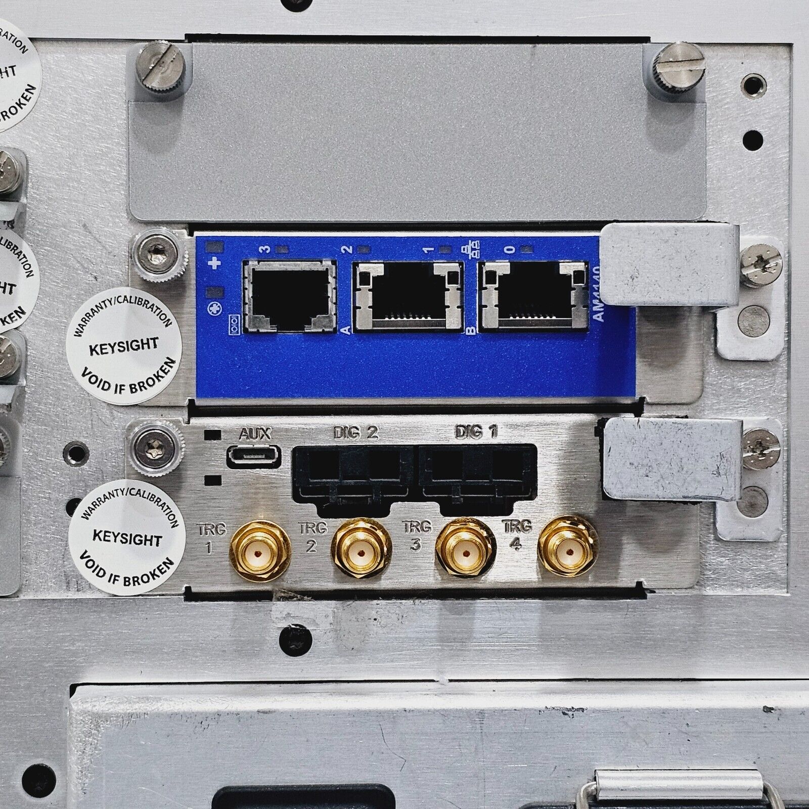 Keysight Agilent E7515A UXM Wireless Test Set w/ 504 506 C01 D01 300 MHz - 6 GHz