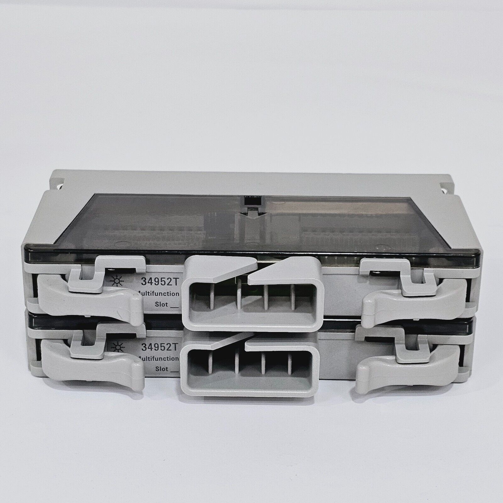 Keysight Agilent L4452A Multifunction - DIO, D/A, Totalizer w/ 2x 34952T Slot