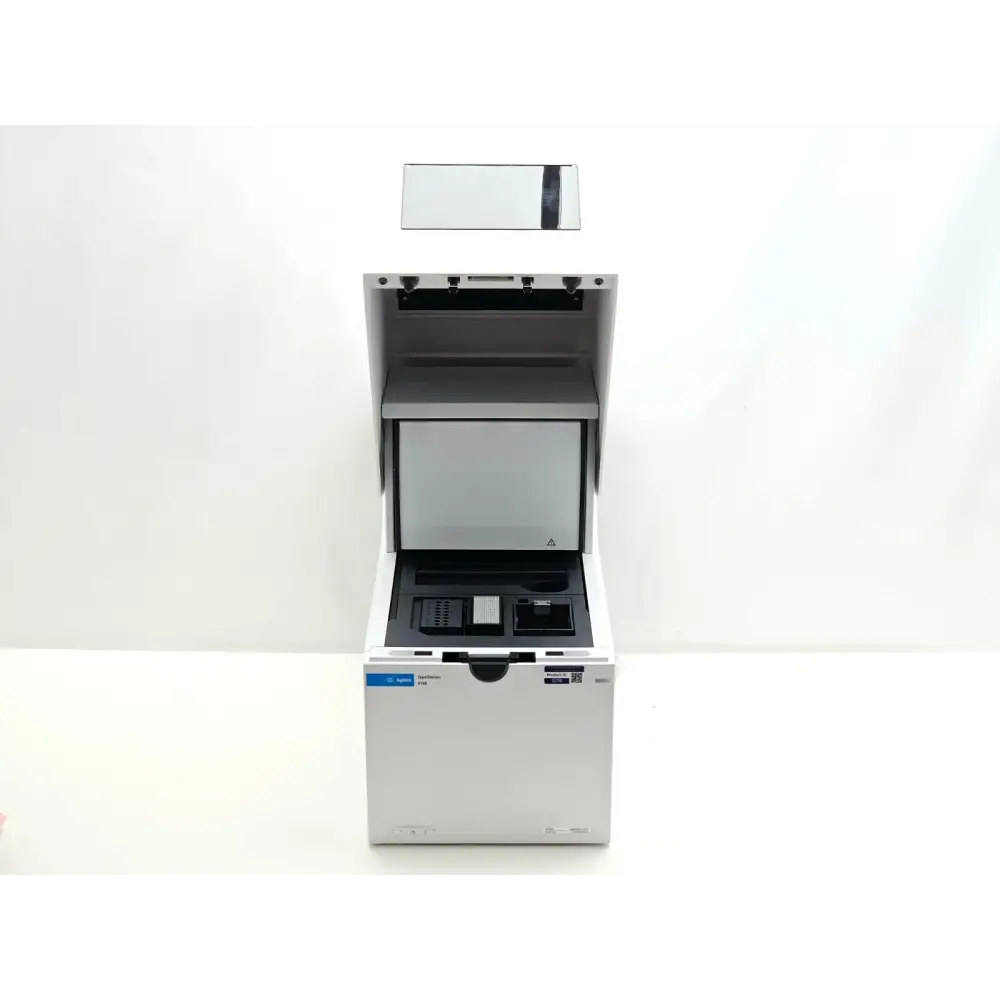 Agilent 4150 TapeStation accessories included: tube strip holder and tip waste bucket