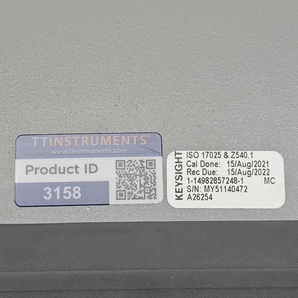 Keysight B2912A source measure unit with power cable and USB cable accessories
