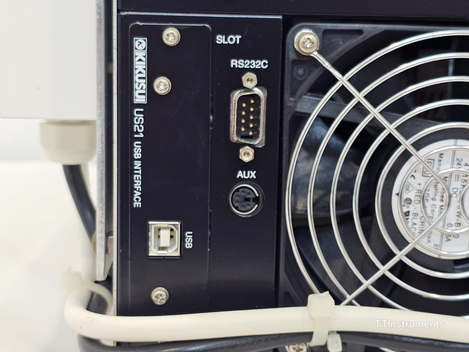 Kikusui PCR4000MA 4000VA AC/DC Power Supply Frequency Converter