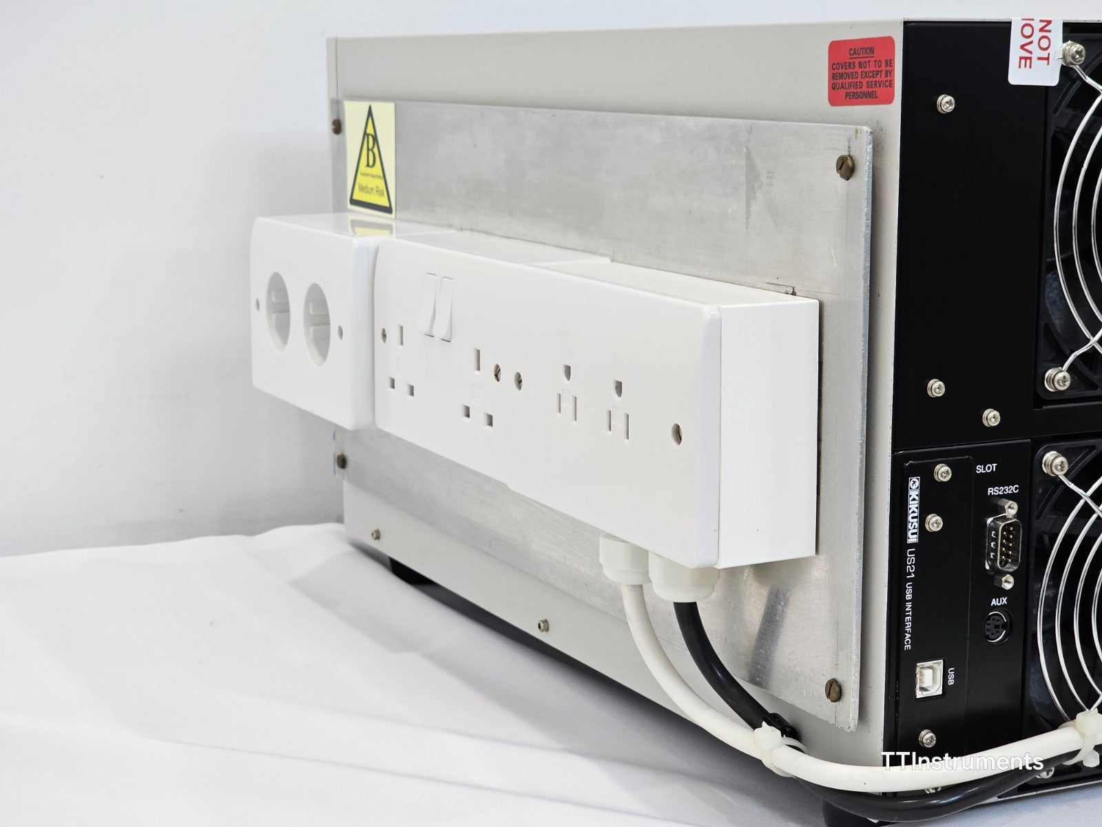Kikusui PCR4000MA 4000VA AC/DC Power Supply Frequency Converter
