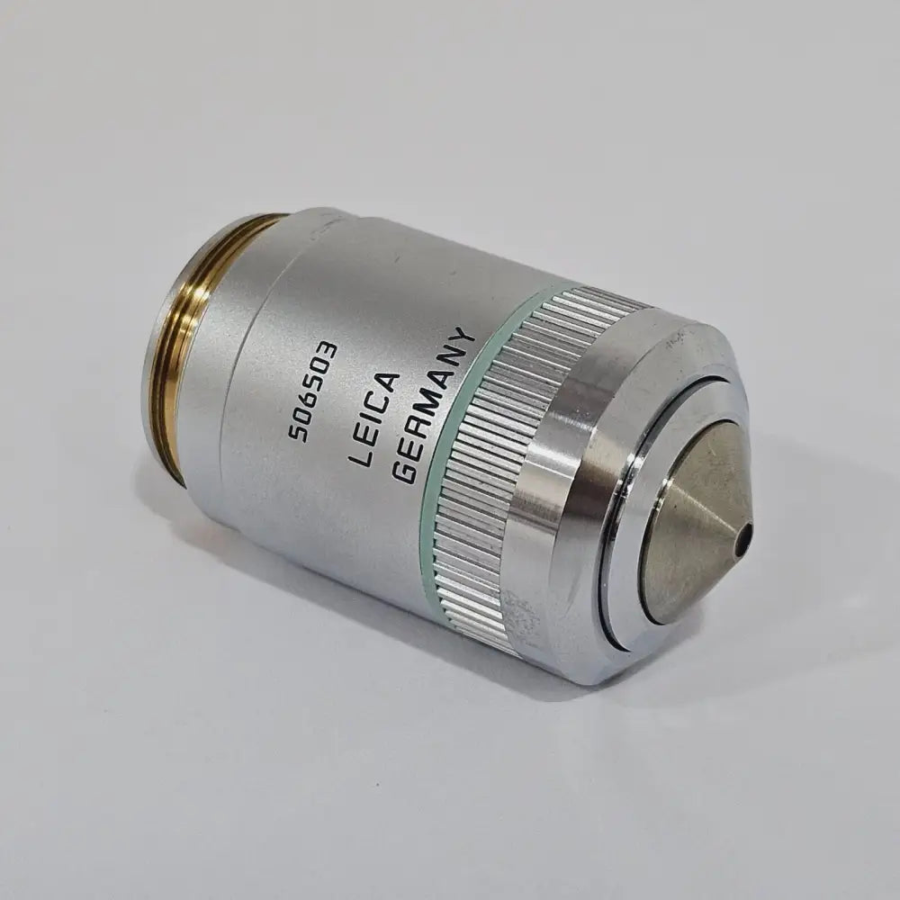 Pair of Leica HC Plan 10x/22 M eyepieces 507804 side by side, showing diopter adjustment ring and eyecup