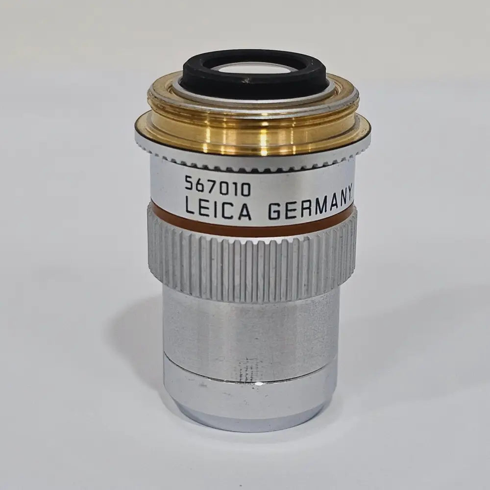 Pair of Leica HC Plan 10x/22 M eyepieces 507804 side by side, showing diopter adjustment ring and eyecup