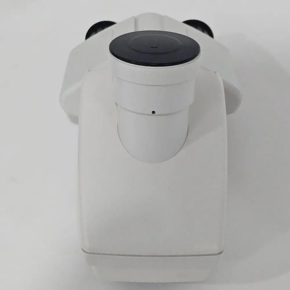 Leica DM2000 LED microscope stage area close-up showing ceramic stage plate and slide holder
