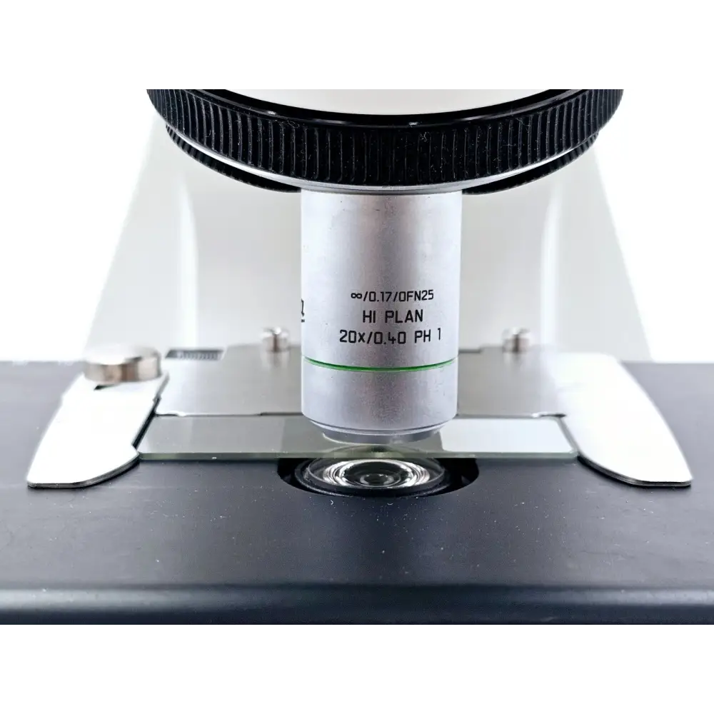 Leica DM750 LED illumination base and brightness control close-up